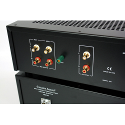 Her ser du MC10 - Vacuum Tube Two Chassis Phono Preamplifier fra Canary Audio